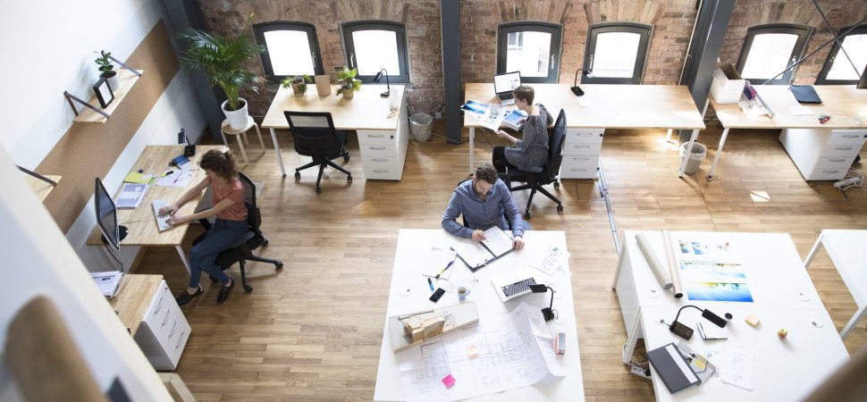 How to Book Co-working Spaces for New Startups
