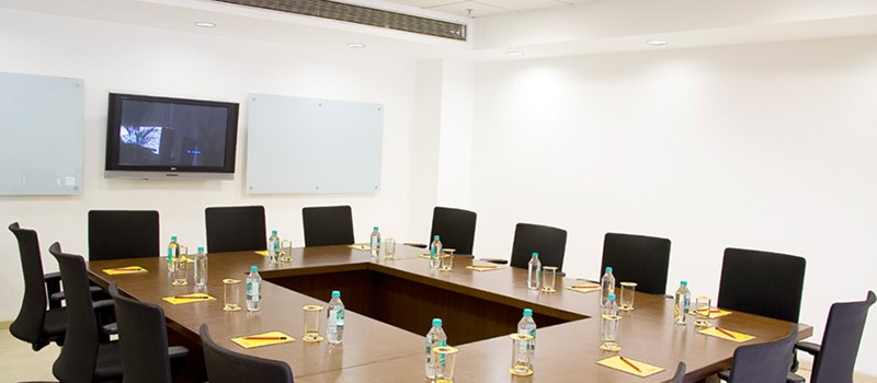 Hollow square style meeting rooms for your business Meeting