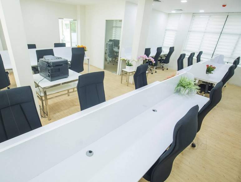 How to get cheapest virtual office space with dedicated desk in Kerala