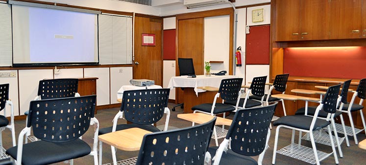 How to make a corporate training room look more attractive