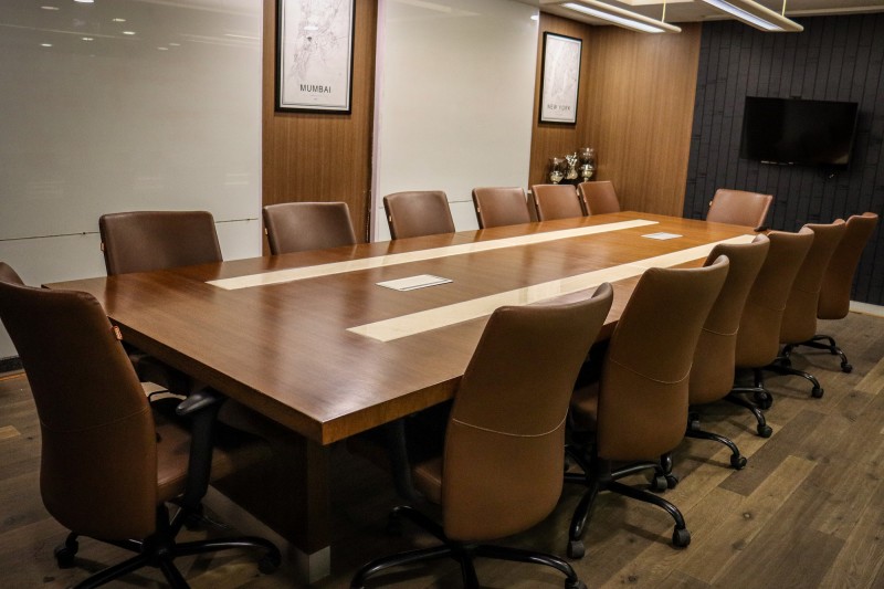 Take the benefit of conference rooms for rent in Delhi region.
