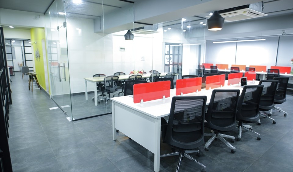 Why People Prefer Serviced Office To Setting Up Their Own Office